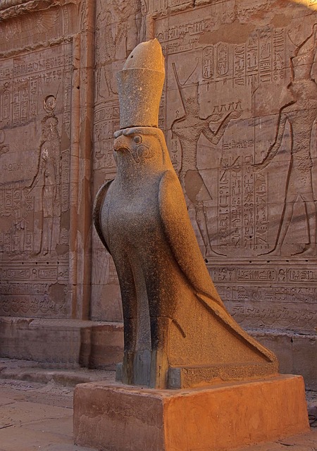 Horus der Falkengott